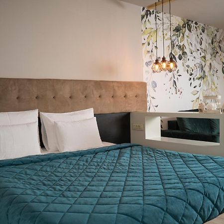 Akacija Luxury Suites Белград Номер фото